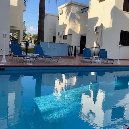 Seashell Apartments Pafos Exterior foto