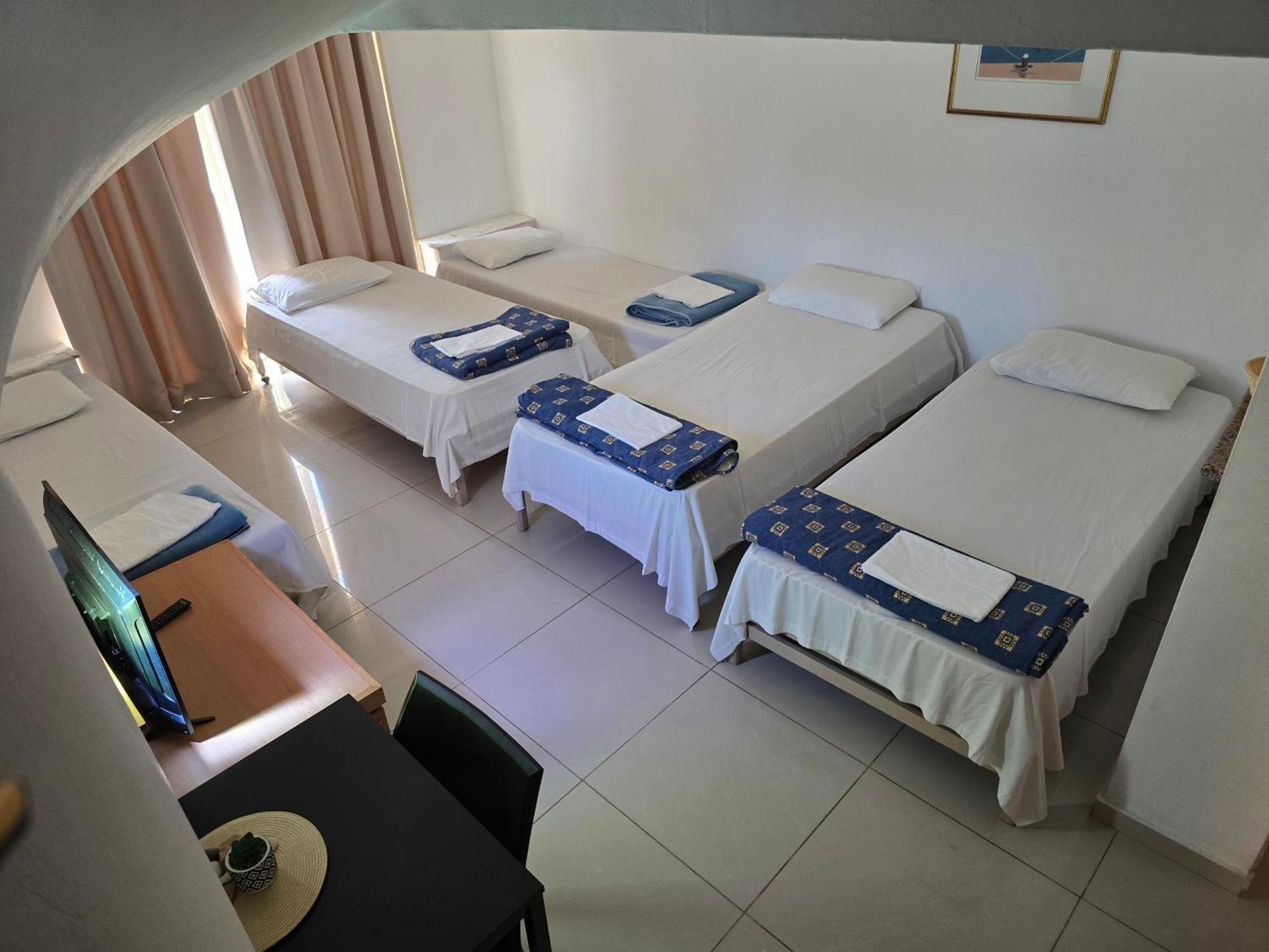 Seashell Apartments Pafos Quarto foto