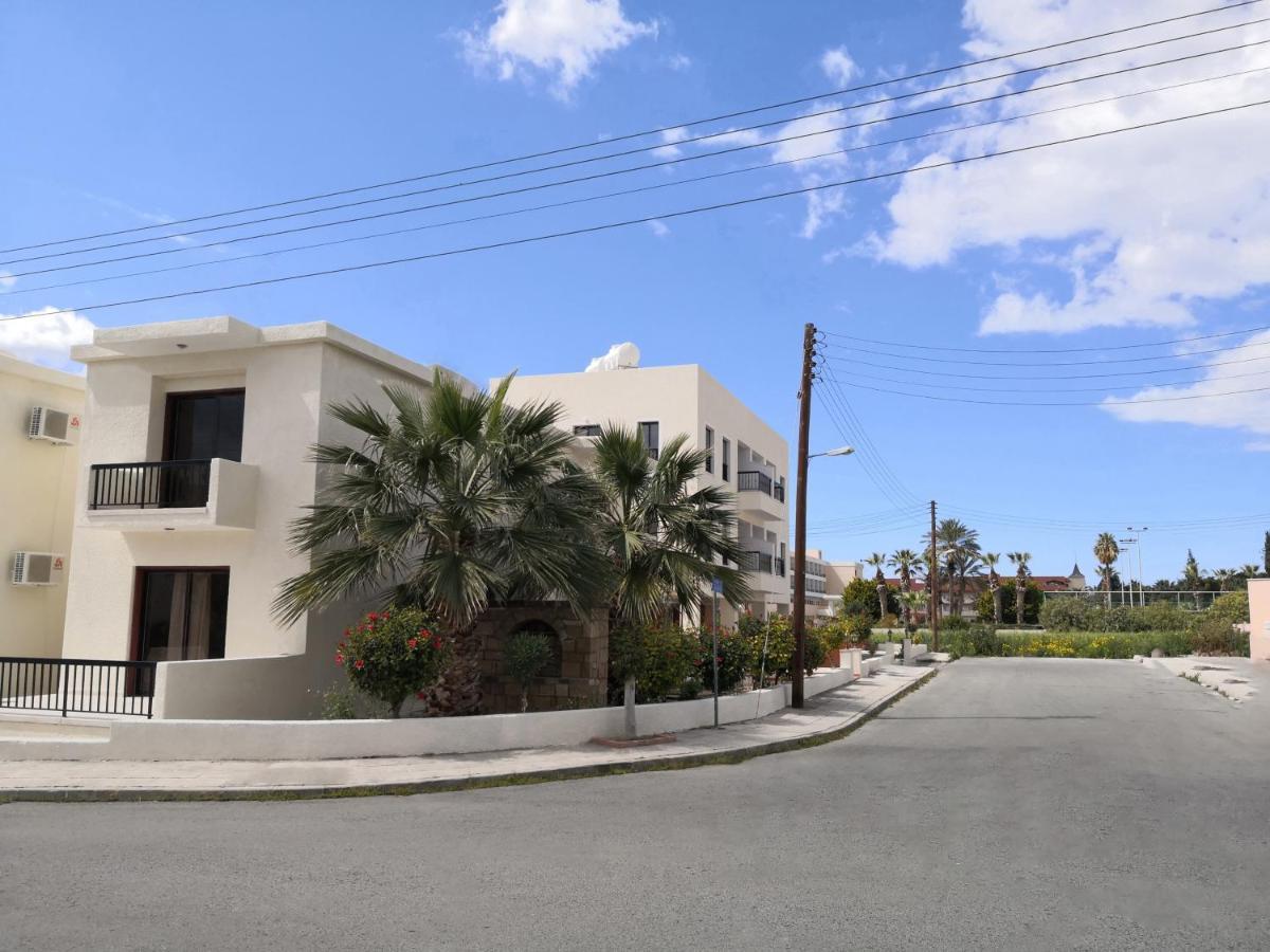 Seashell Apartments Pafos Exterior foto